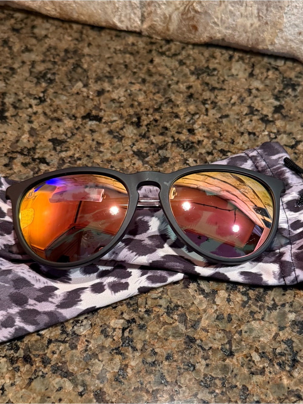 Women's Mirrored Sunglasses - Black Frame with Orange-Red Lenses